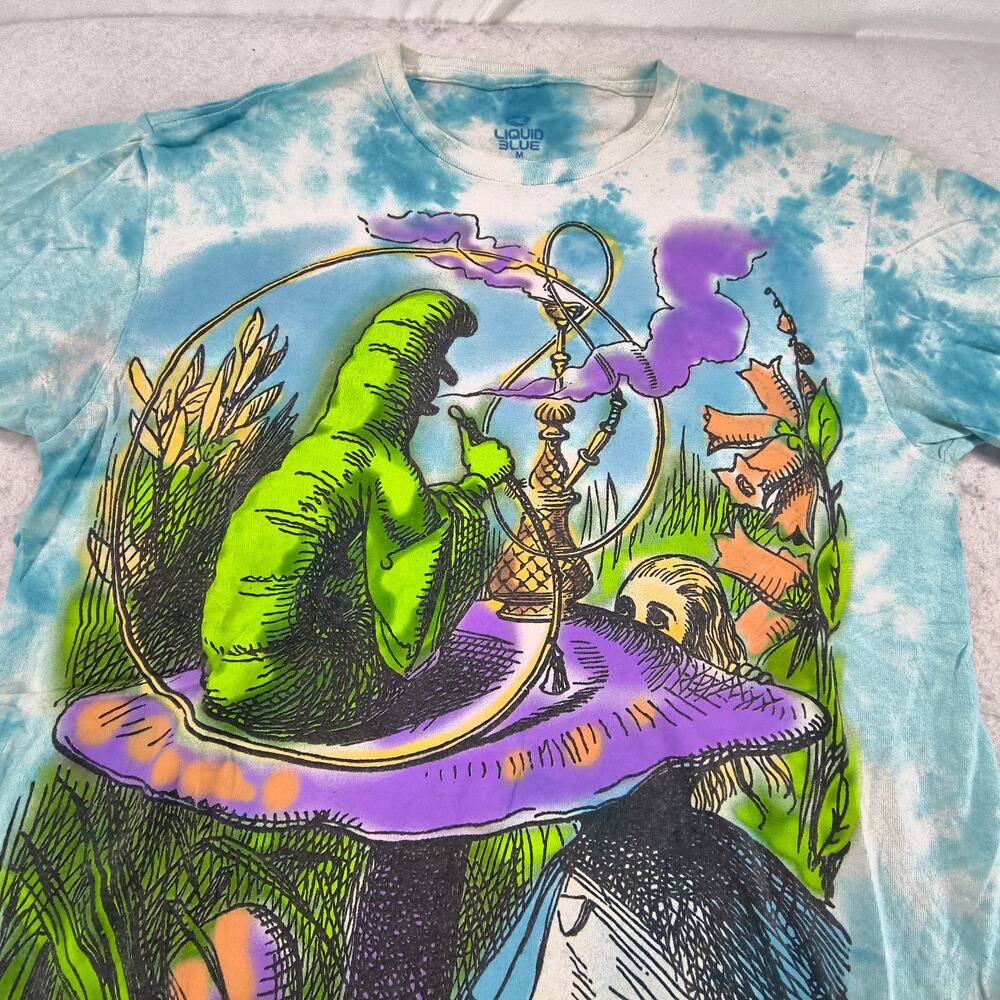 Liquid Blue Alice In Wonderland Short Sleeve Graphic Shirt Mens Size M Tie Dye